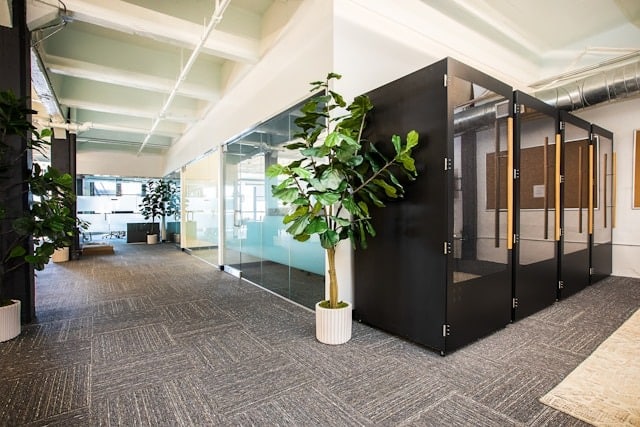 本町の防音レンタルオフィスおすすめ4選|音漏れ対策でWeb会議も安心 7 image 72